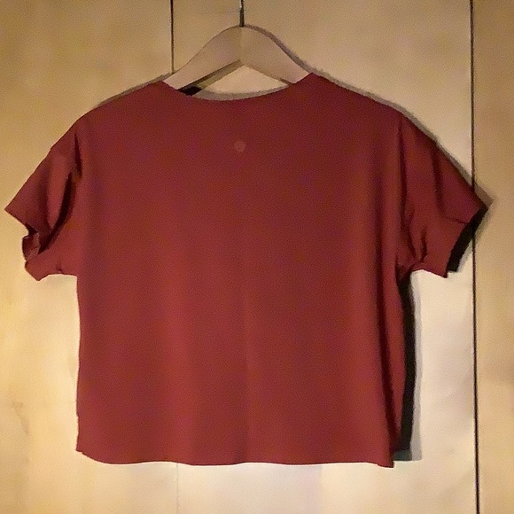 Lululemon Burnt Orange All Yours Cropped tshirt, size 6 - Picture 3 of 4